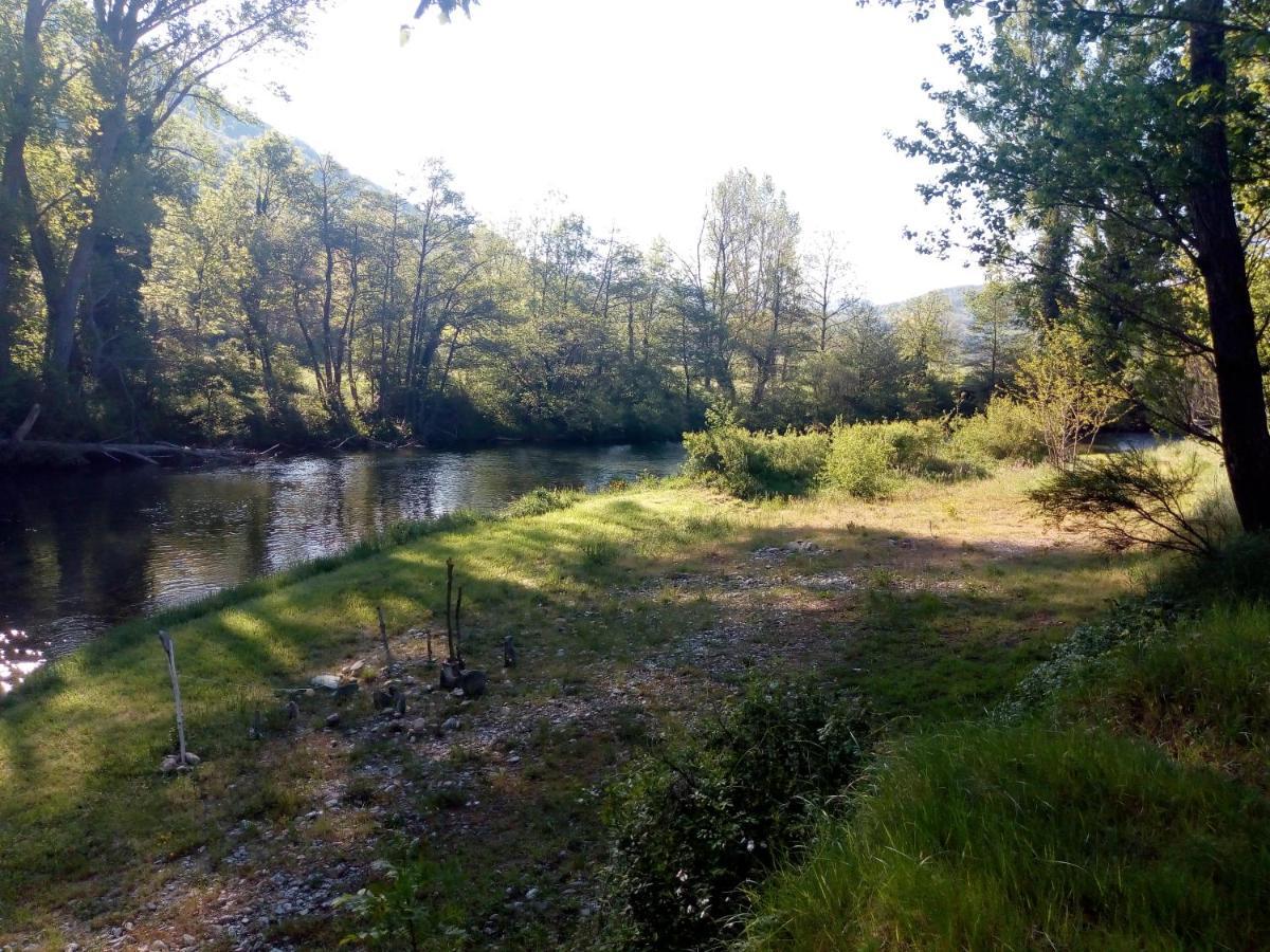 Camping Le Vialaret Nant エクステリア 写真